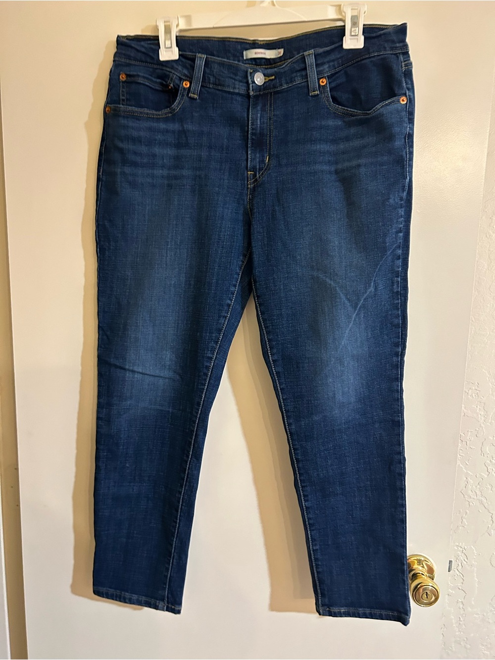 💙3 for $25💙 Levi's Women's Boyfriend Jeans in Dark Blue Wash